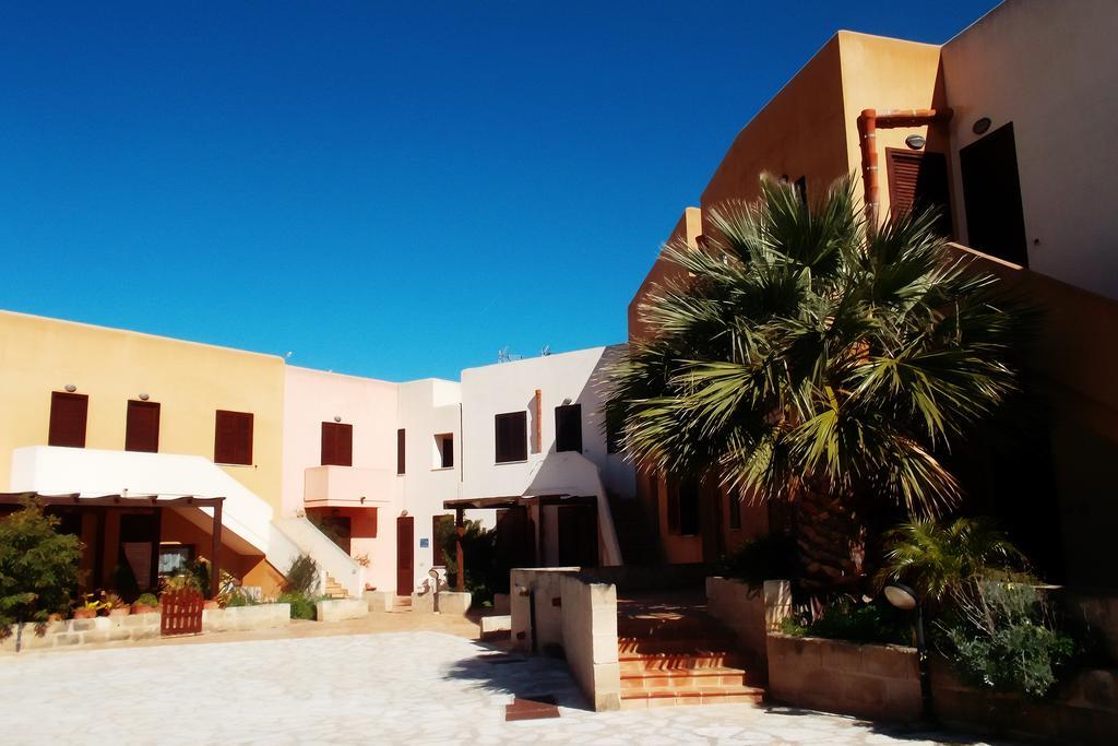 Casa Vacanze Di Anna E Selene Vila Ilha de Ilha de Favignana Exterior foto
